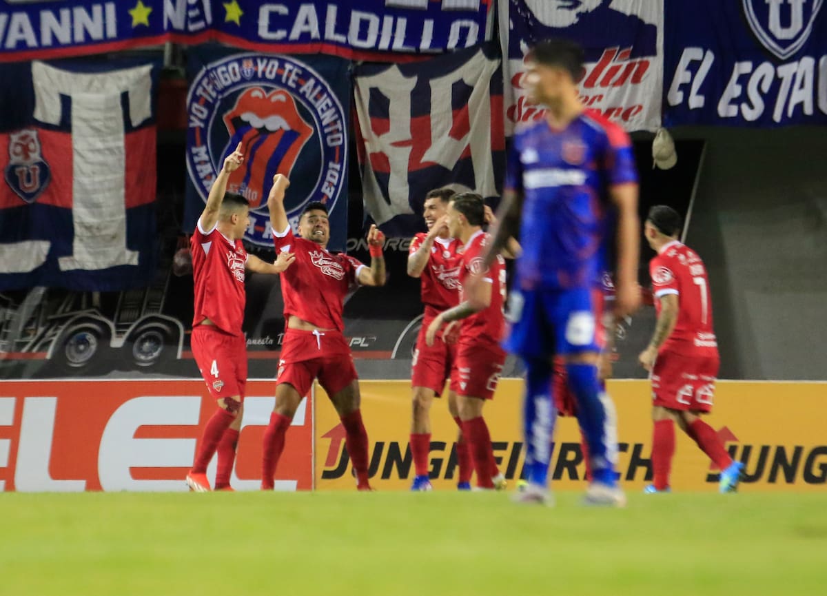 Los azules cayeron 1-0 ante Ñublense. Foto: Agencia Aton.