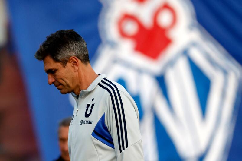 Mauricio Pellegrino y una conferencia con sabor a despedida de la U. Foto: Aton.