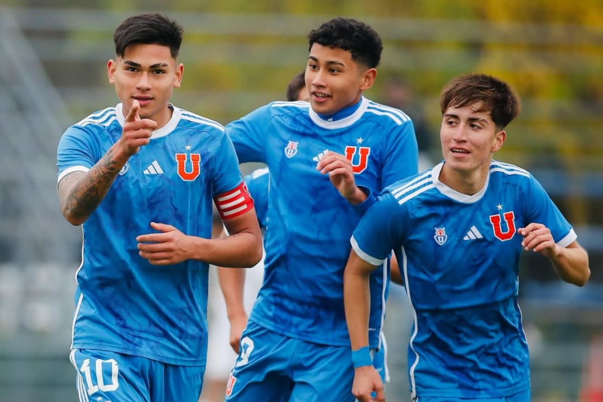 Matías Riquelme es una de las novedades de la citación de los azules ante U. de Conce. Foto: U. de Chile.
