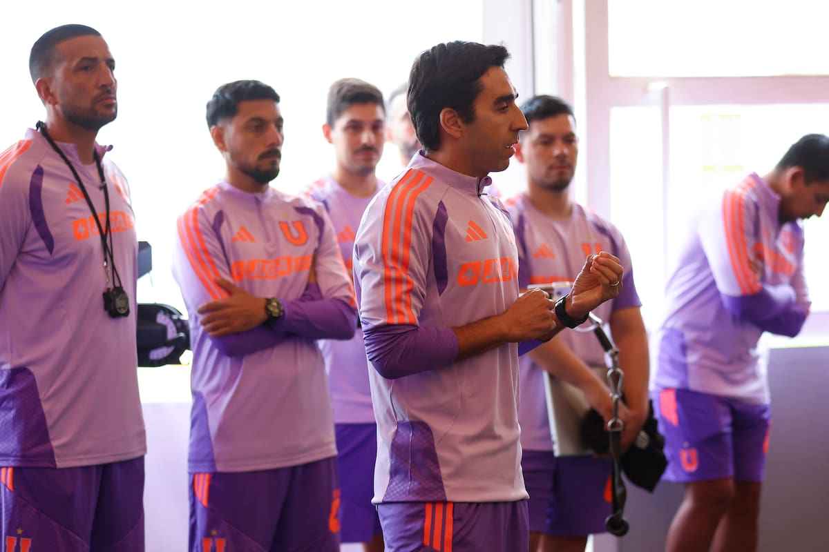 Francisco Meneghini en la pretemporada de los azules. Foto: Prensa UCH.