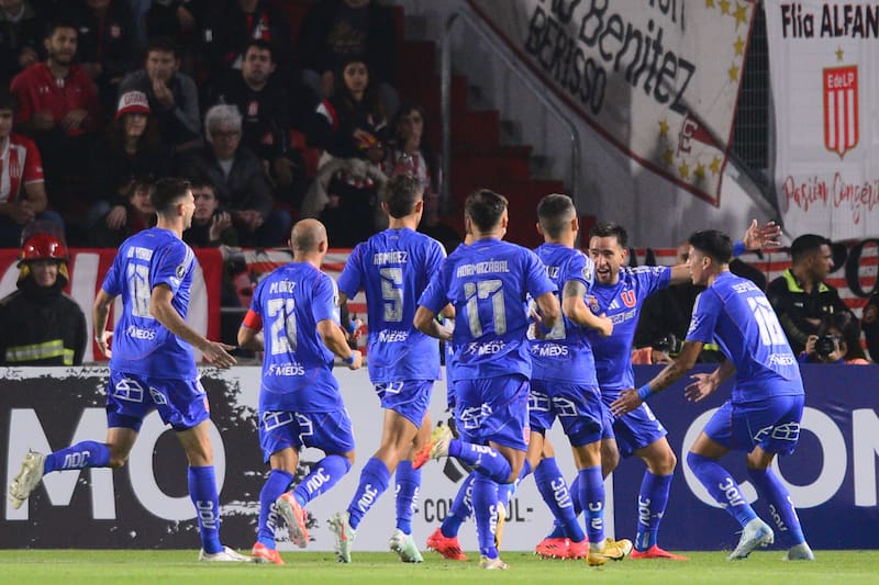 En general el plantel completo fue bien evaluado en la victoria sobre Estudiantes de La Plata. (Foto: Aton)