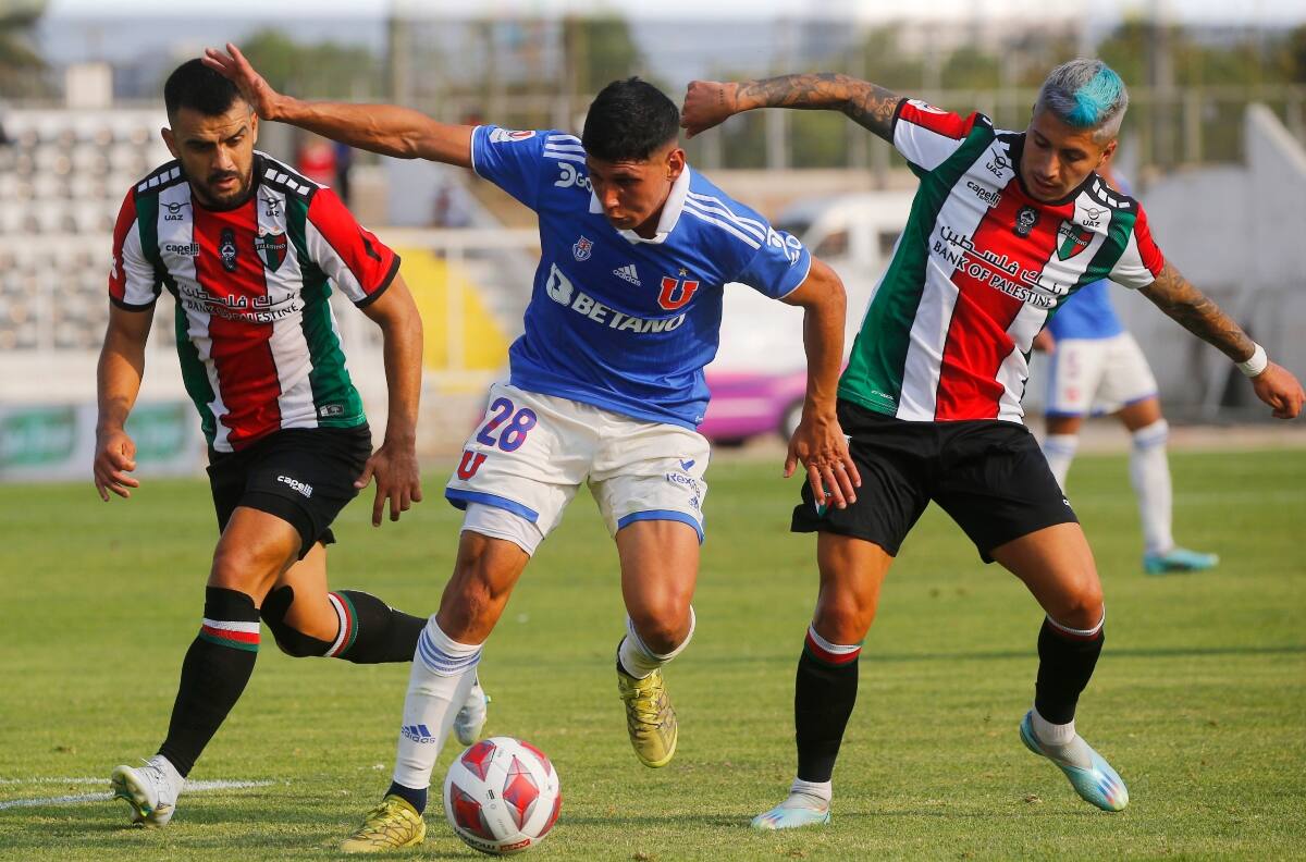 Se formó en la U y ahora la enfrentará en medio de un decepcionante presente en Palestino