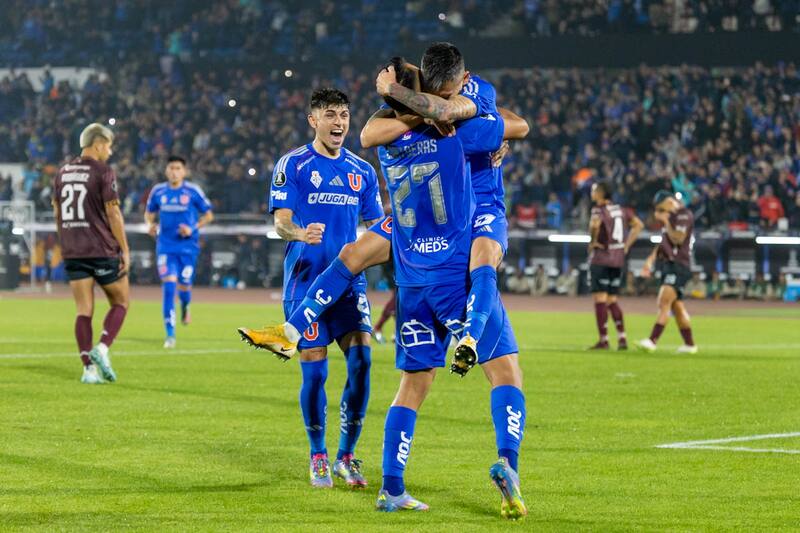 fue una tromba en el Estadio Nacional. Foto: Felipe Escobedo/ En Cancha.