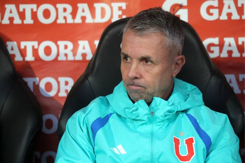 Gustavo Álvarez, DT de la U.