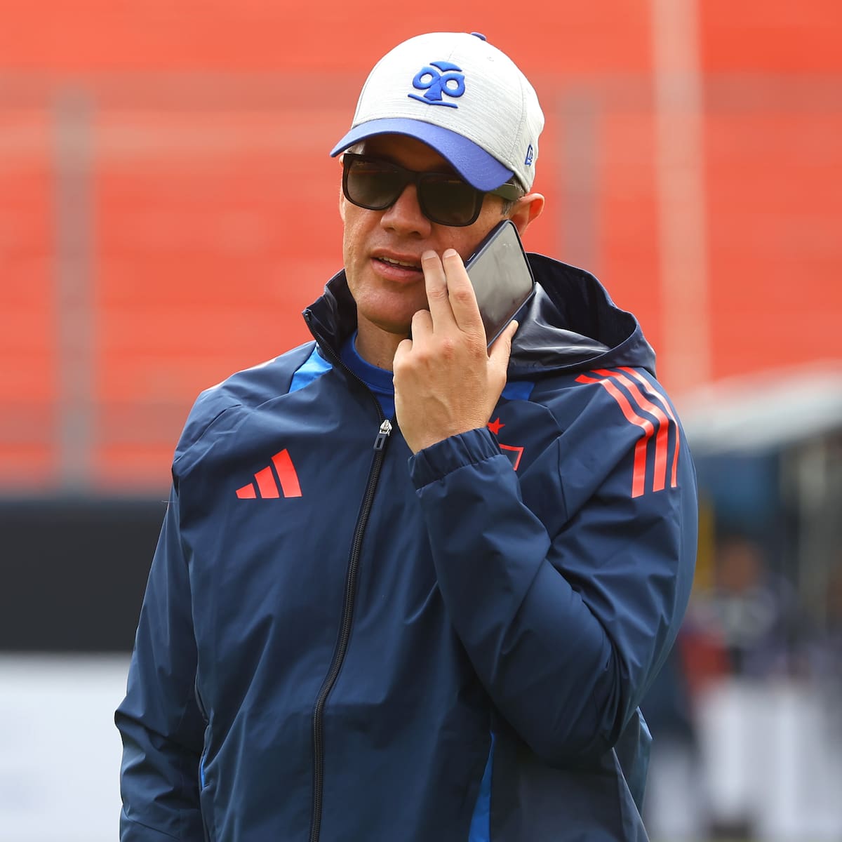 Michael Clark queda contra las cuerdas: la quiebra de Sartor es inminente y peligra el control de Azul Azul