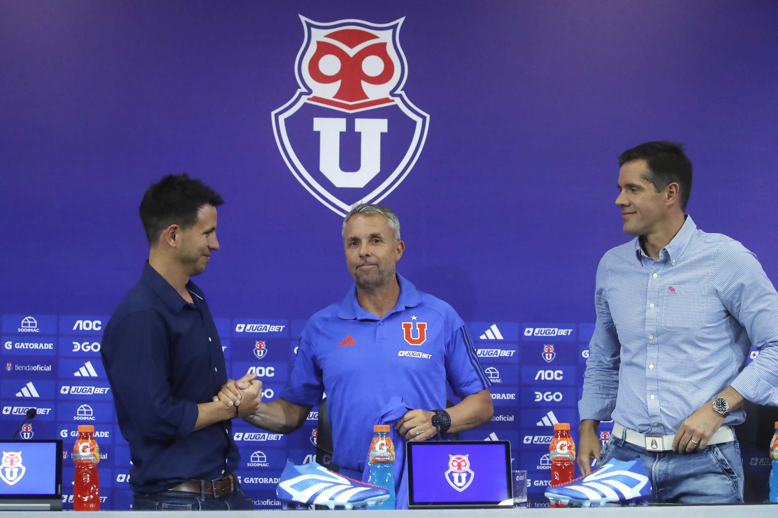Gustavo Alvarez con Michael Clark y Manuel Mayo.