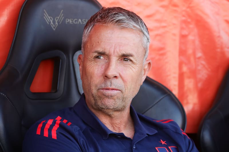 Gustavo Álvarez, DT de la U. Foto: Aton.