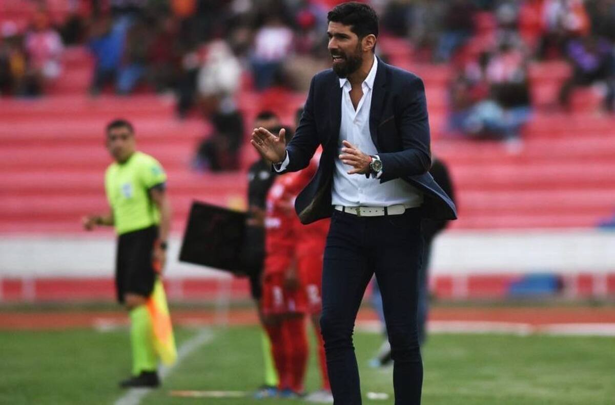 Leyenda del fútbol sudamericano reveló conversaciones para ser el próximo entrenador de la U