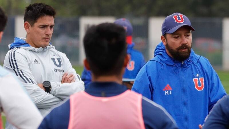 Matías Rodríguez junto con Manuel Iturra en la U. Foto: @udechile.