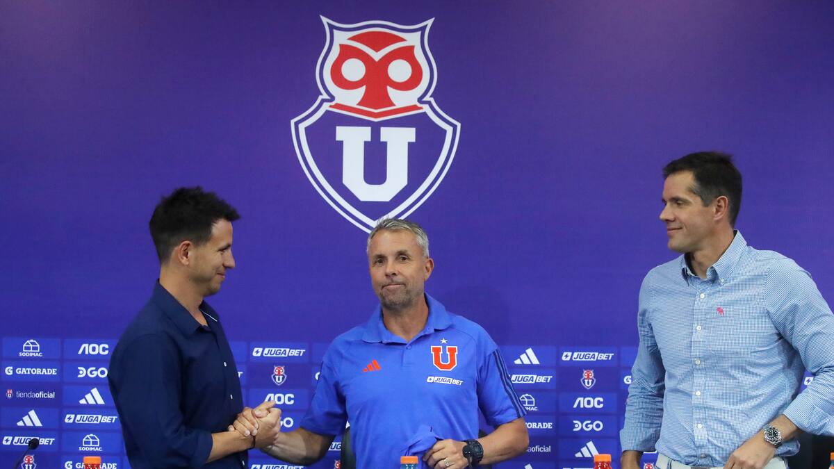 Le ponen tarea a la U tras el fichaje de Claudio Aquino por Colo Colo