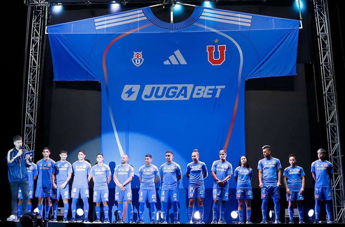 “La peor en años”: hinchas de la U expresaron su molestia con la nueva camiseta