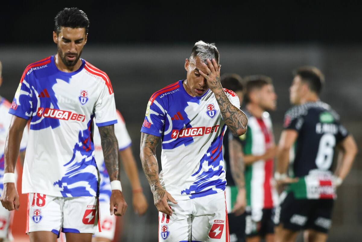Los Azules podrían llegar en puestos de descenso al Superclásico. Foto: Agencia Aton.