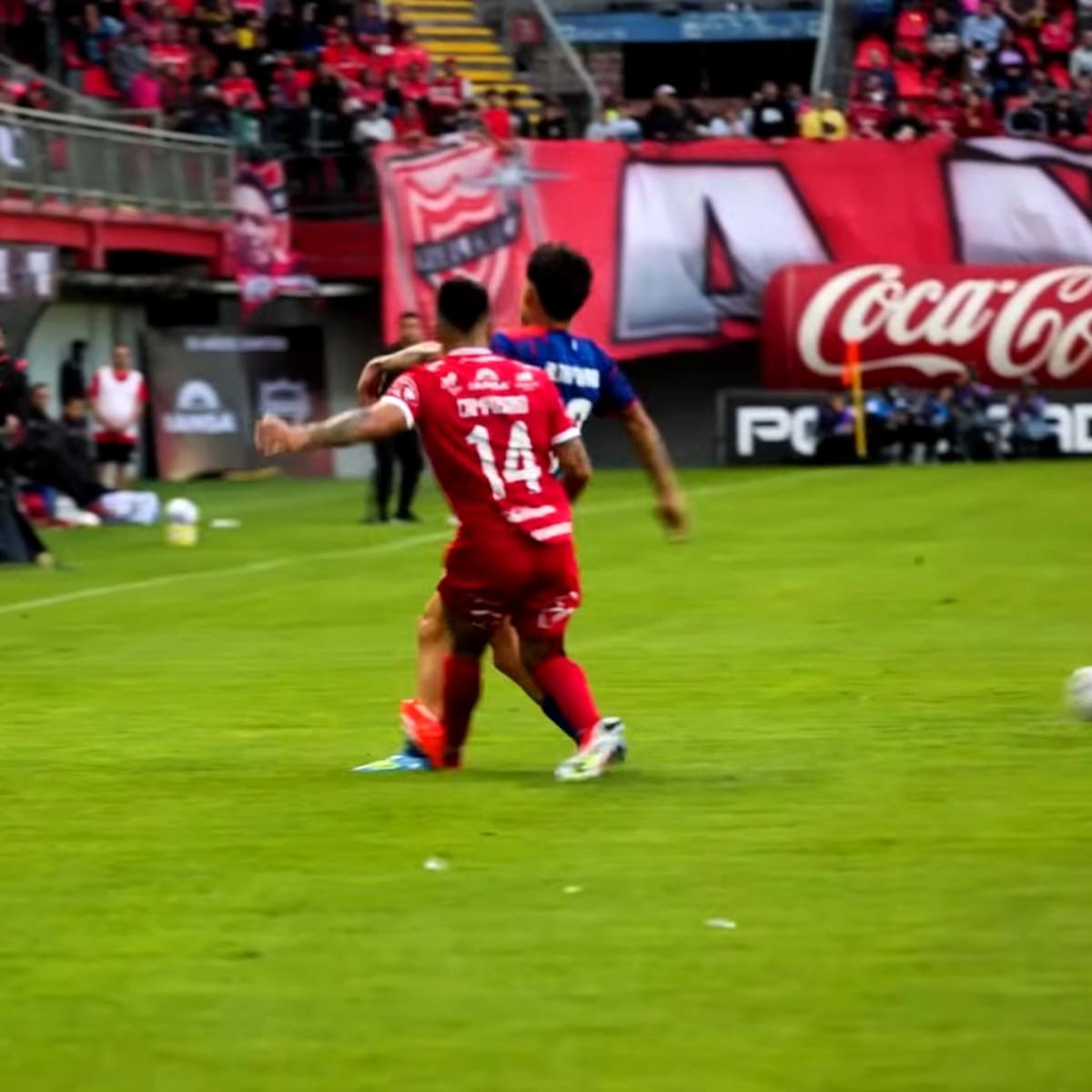 El audio del VAR que revela por qué Piero Maza no llamó a revisar el planchazo contra Javier Altamirano