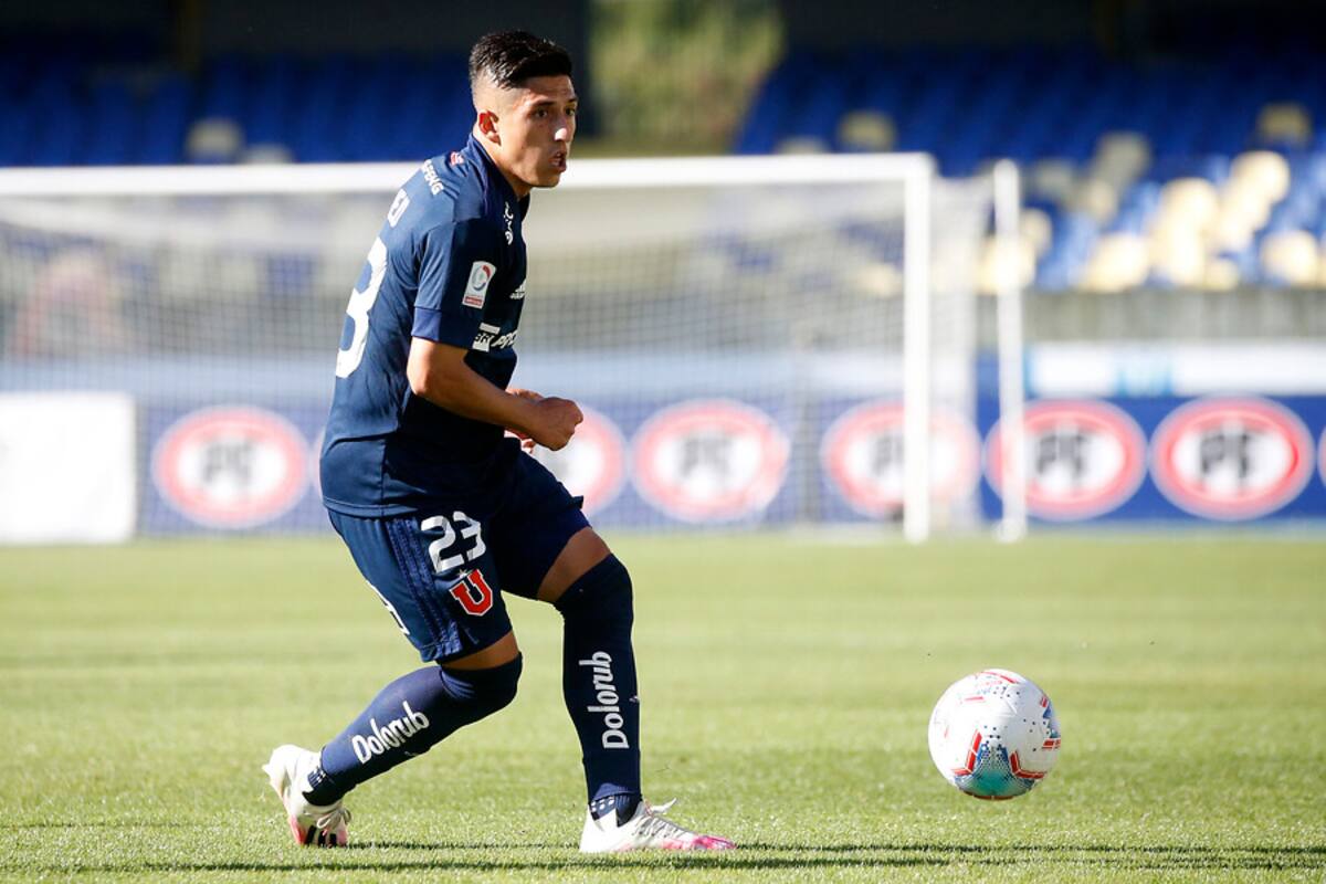 Fernando Cornejo defendiendo la camiseta de la U en 2020. Foto: Aton.