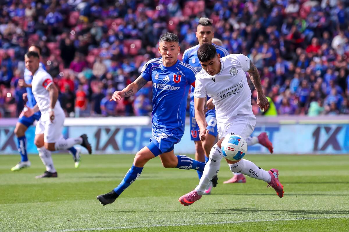 Esteban Matus enfrentando a los azules en agosto pasado. Foto: Aton