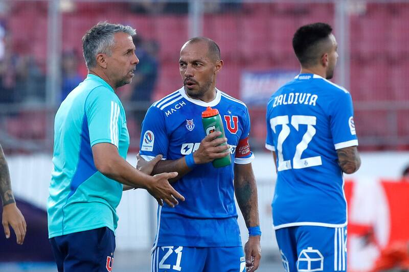 Gustavo Álvarez y una llamativa frase antes de disputar su primer Superclásico como DT de la U. Foto: Aton.