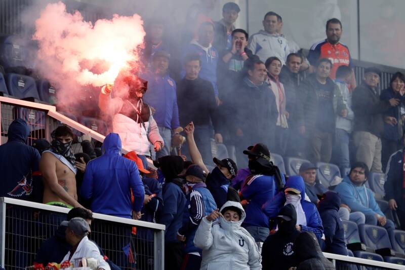 El lapidario análisis de Juan Cristóbal Guarello por los hechos de violencia en el Clásico Universitario. Foto: Aton