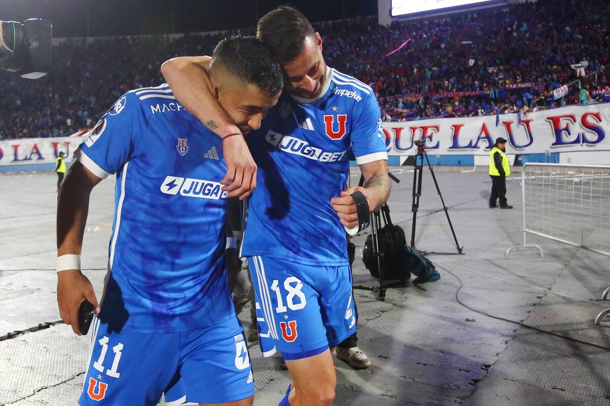 Los jugadores de Universidad de Chile celebran el triunfo contra Coquimbo Unido.