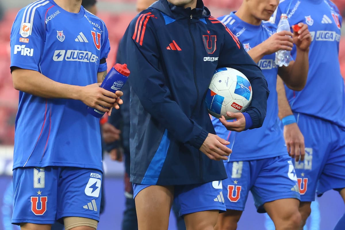 Los azules buscan a un volante en el mercado.
