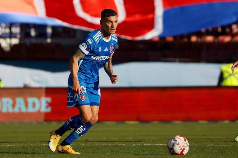 El jugador de Universidad de Chile, Charles Aranguiz.