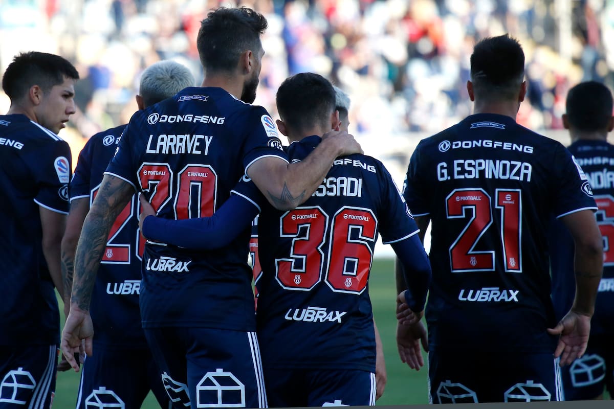 Joaquín Larrivey estuvo con Lucas Assadi en su temporada debut en 2021, con solo 17 años. Foto: Aton.