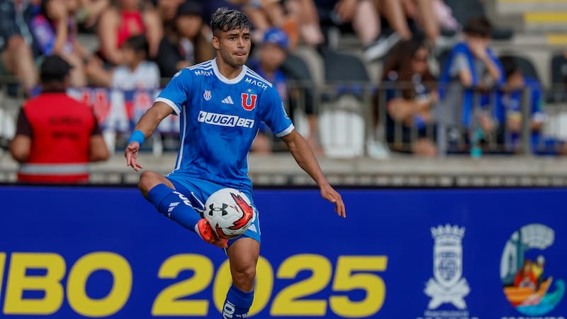 La postura de la U ante la millonaria oferta que llegó por Fabián Hormazábal