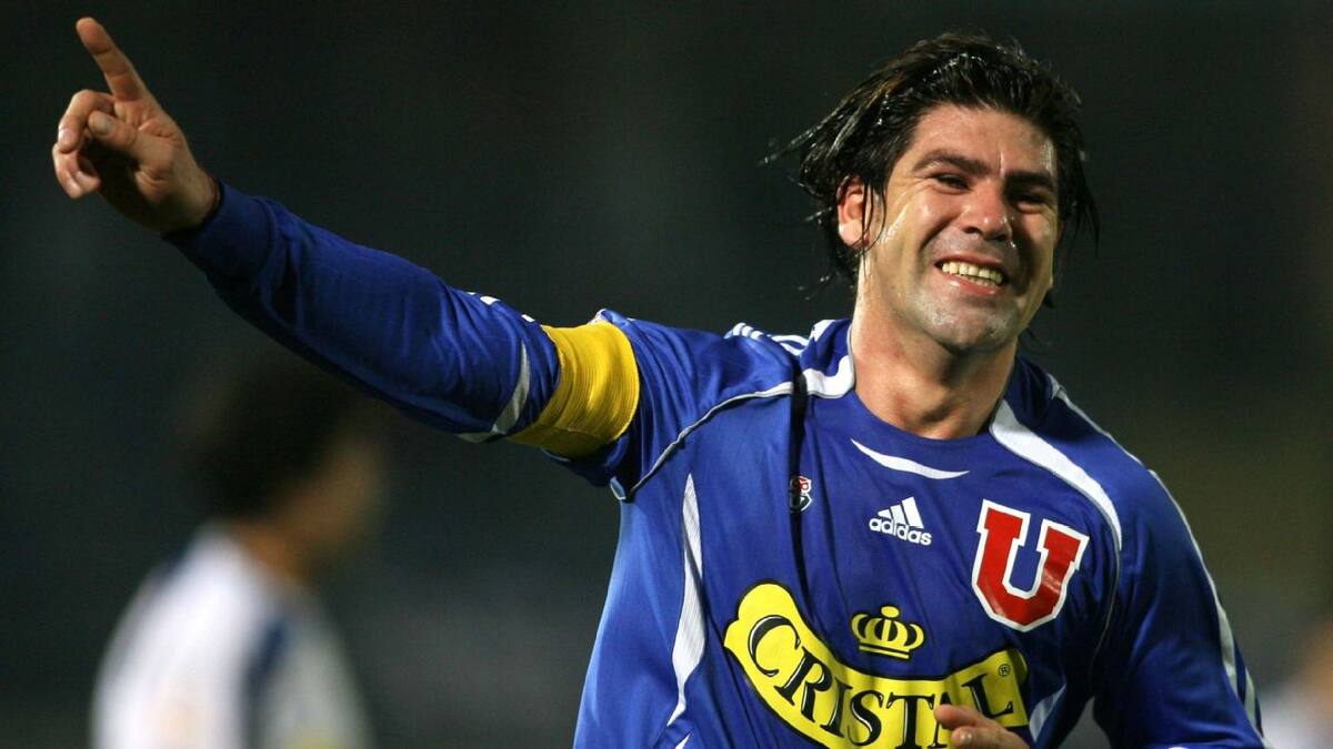 “Cumplí mis dos sueños en el fútbol: jugar en la U y ser compañero del Matador Salas”