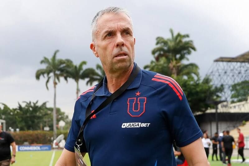Gustavo Álvarez.