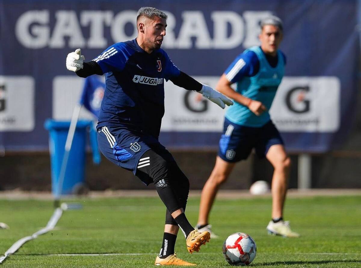 Gabriel Castellón en un entrenamiento de la U.