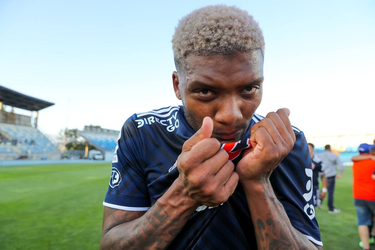 Junior Fernandes salvó a la U en 2021.