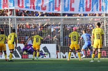 Diego Sánchez le puso fin a tremenda marca de Charles Aránguiz en la U