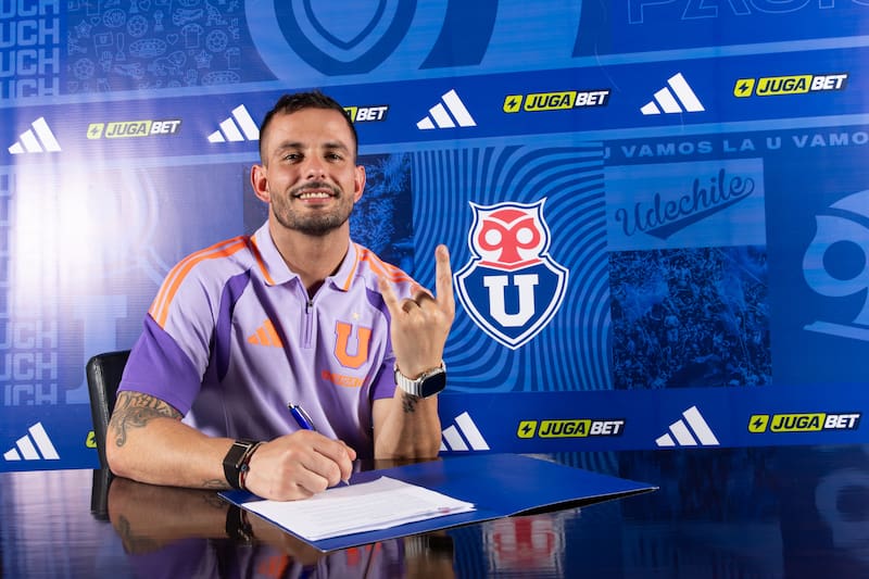 Octavio Rivero, fue presentado en la U. Foto: Prensa UCH.