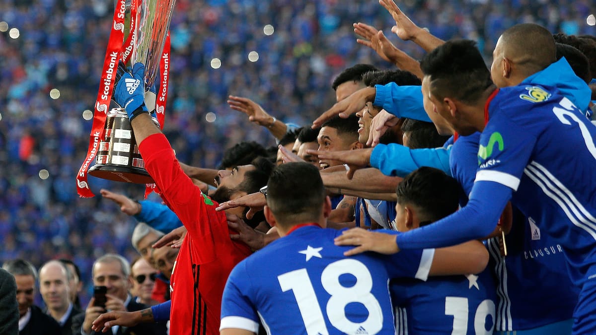 “La gente de la U me quería pero dijeron que era hincha de Colo Colo y me tuve que ir del club”