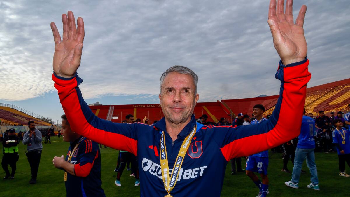 Relación herida y una negociación complicada: alerta por el futuro de Gustavo Álvarez en la U