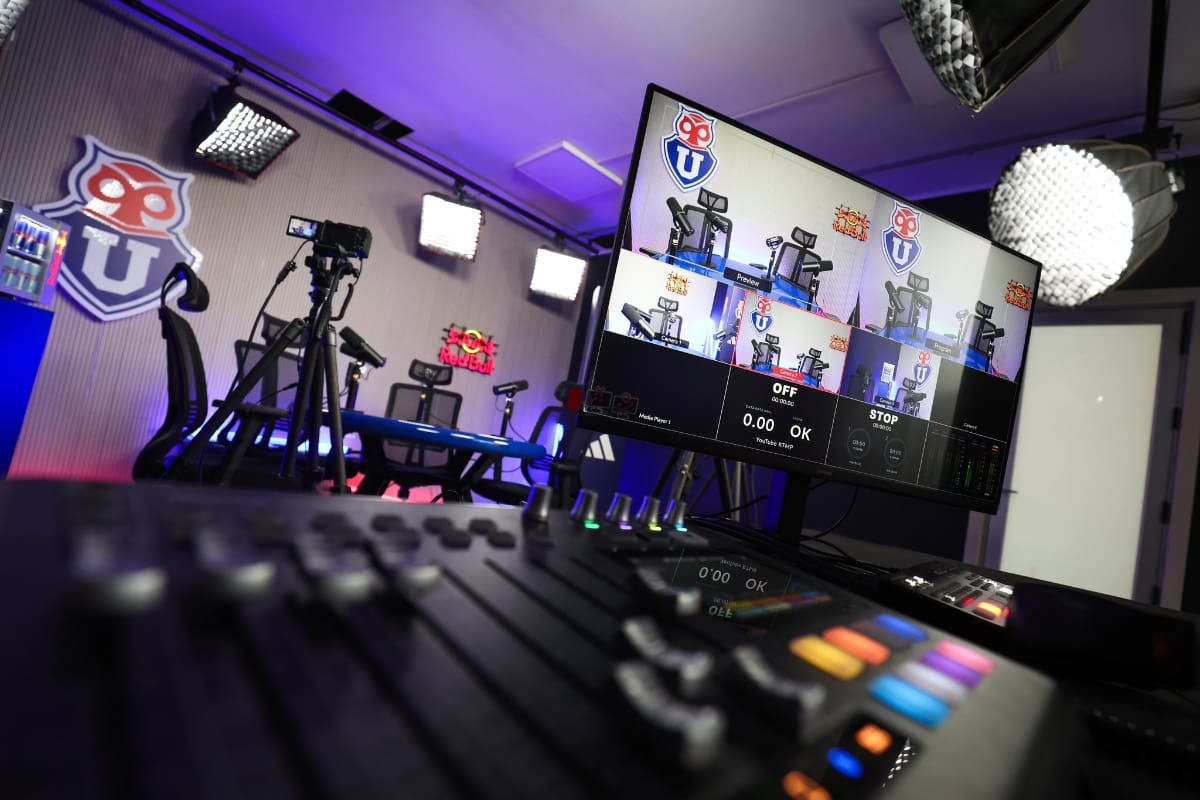 Enciende las redes con enigmática publicación: “¿Se viene estadio para 60 mil personas?". Foto: @udechile.