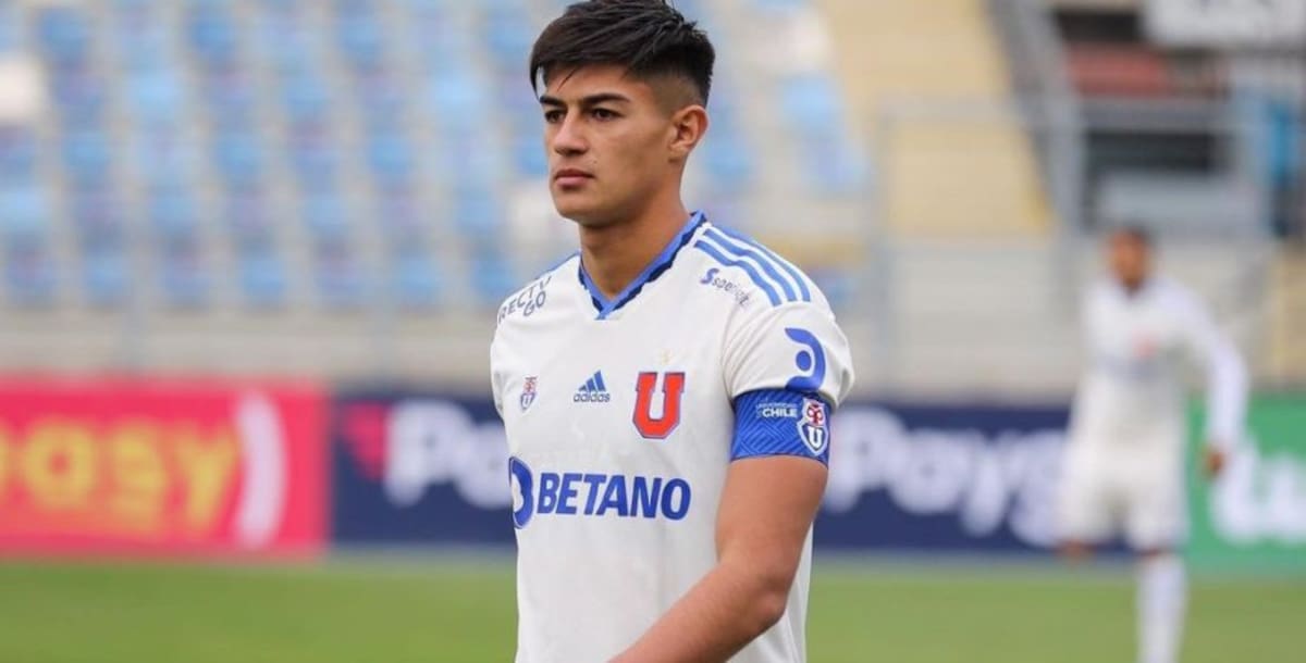 Bastián Tapia en la U llegó a ser capitán.