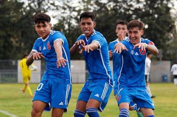 La cantera azul cosecha frutos: la U lidera el Fútbol Formativo y apunta a los títulos