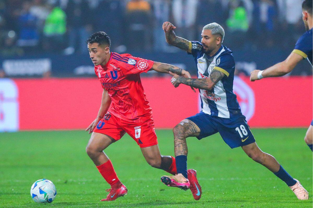 En Perú se ponen en el caso de que los azules clasifiquen a semis de Copa Sudamericana. Foto: Agencia Aton.