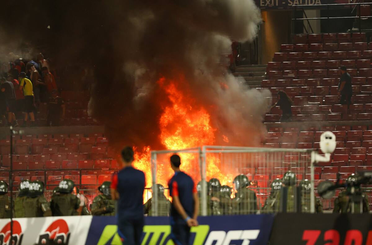 Entre el silencio de Michael Clark y las acciones judiciales: la reacción de la U a los desmanes en el Nacional