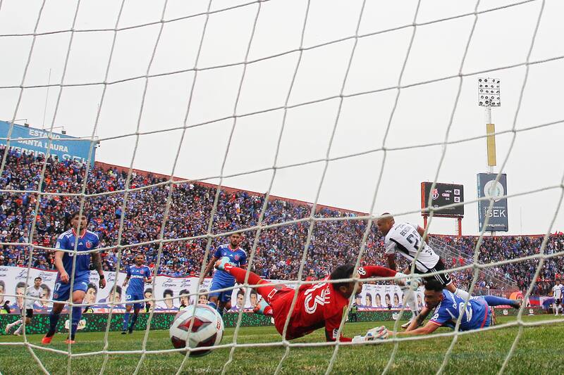 Último Superclásico disputado en el Estadio Santa Laura durante la temporada 2023.