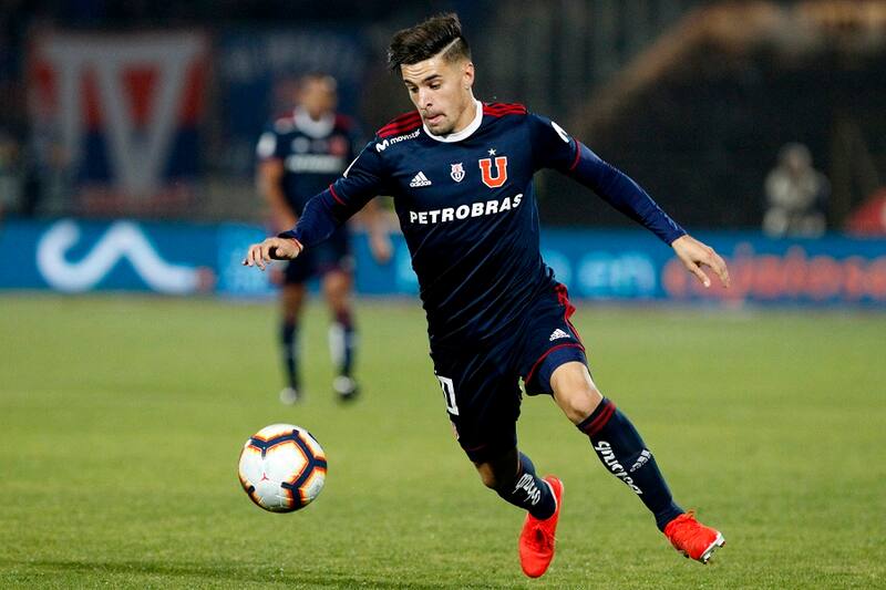 Futbol, Universidad de Chile vs Coquimbo Unido.
Duodecima fecha, campeonato nacional 2019.
El jugador de Universidad de Chile, Nicolas Oroz , controla el baln, durante el partido de primera division disputado en el estadio Nacional de Santiago, Chile
12/05/2019
Ramon Monroy/Photosport
Football, Universidad de Chile vs Coquimbo Unido.
Twelfth date, National Championship 2019
Universidad de Chile's player Nicolas Oroz , control the ball, during the first division match held at the Nacional stadium in Santiago, Chile.
12/05/2019
Ramon Monroy/Photosport