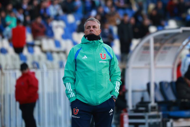 El entrenador de Universidad de Chile, Gustavo Alvarez.