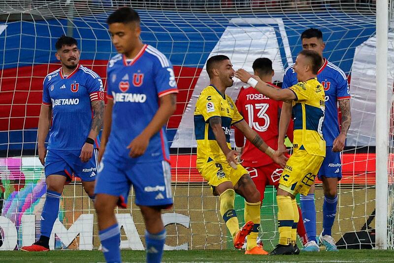 Los Ruleteros en el último duelo con la U. Foto: Agencia Aton.