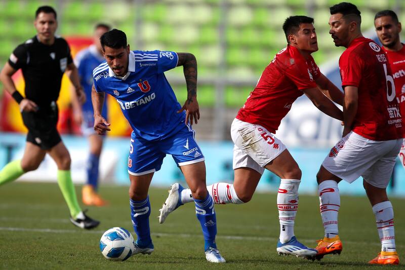 Universidad de Chile se enfrenta a Ñublense. Foto: Photosport.