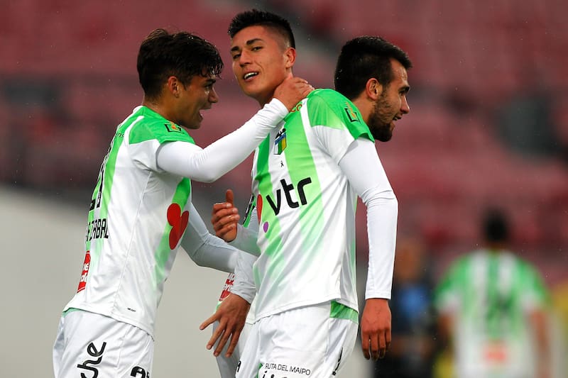 Matias Sepulveda, celebra su gol contra Universidad de Chile.
