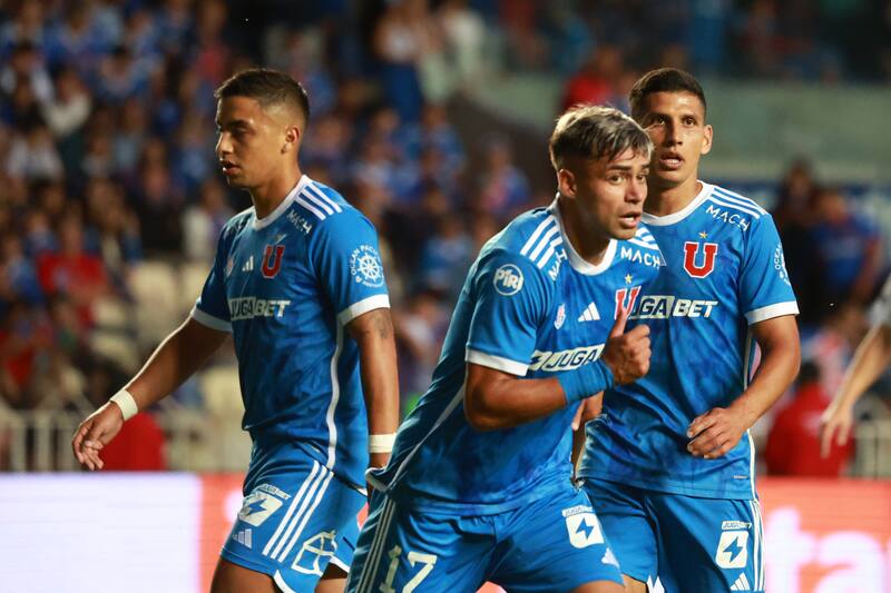 Futbol, Universidad de Chile vs River Plate
Desafio Trasandino 2025.
El equipo de Universidad de Chile es fotografiado durante el partido amistoso contra River Plate disputado en el estadio Ester Roa de Concepcion, Chile.
17/01/2025
Eduardo Fortes/Photosport
Football, Universidad de Chile vs River Plate
Desafio Trasandino.
Universidad de Chile team is pictured during the friendly match against River Plate held at the Ester Roa stadium in Concepcion, Chile.
17/01/2025
Eduardo Fortes/Photosport
