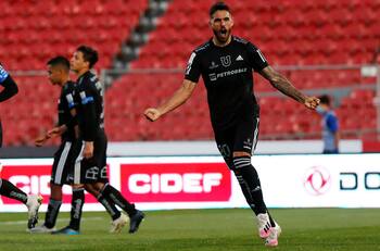 Extranjeros, consagrados y potentes: El perfil de los goleadores que brillan en Chile