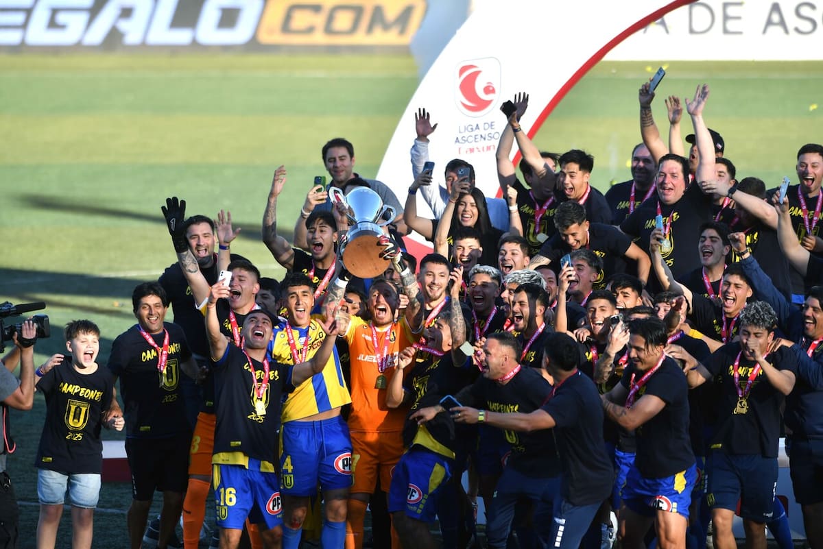 es el campeón de la Primera B 2025. Foto: Agencia Aton.