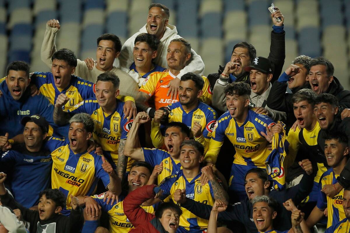 Sueña con el título de Primera B. Agencia Aton