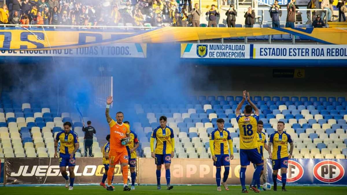 U. de Conce indignado con Copiapó: no habrá hinchas del Campanil en la final de Primera B